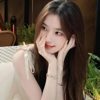 回忆中的玛妮海报